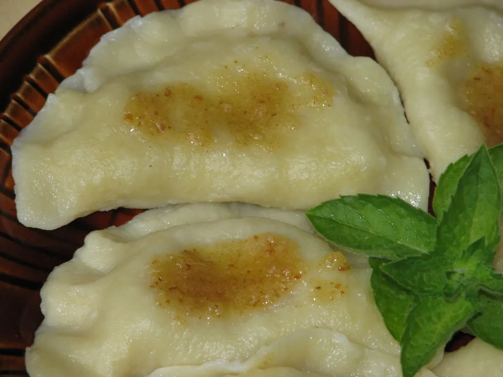 Pierogi z rabarbarem