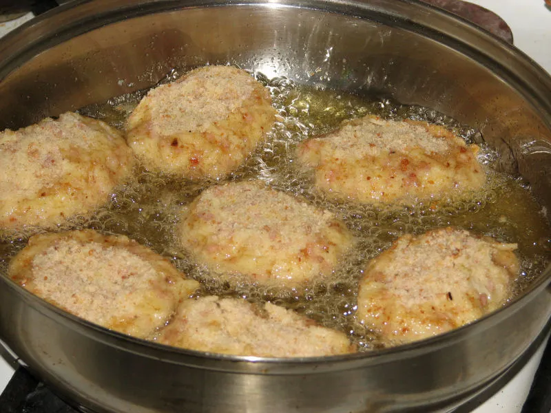 Kotlety makaronowe