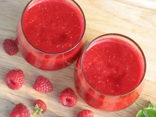 Koktajl malinowy z zieloną herbatą - 11