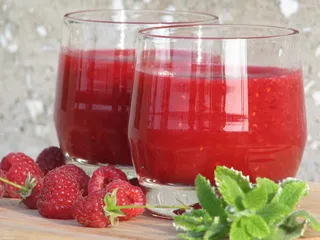 Koktajl malinowy z zieloną herbatą - 10