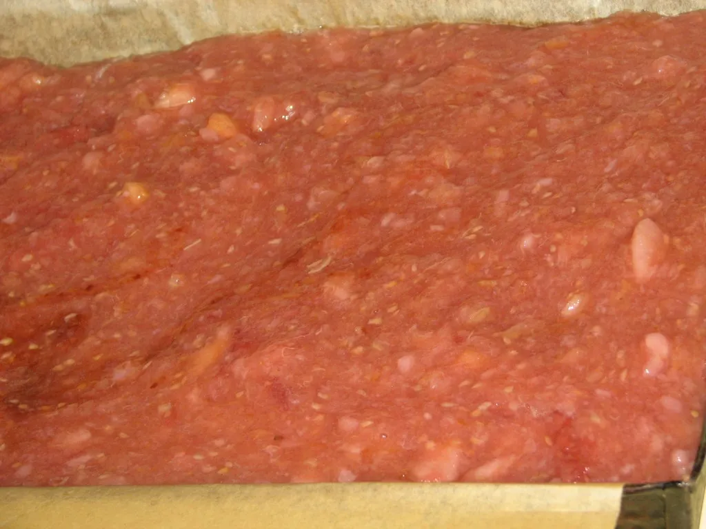 Orkiszowe ciasto z owocową masą