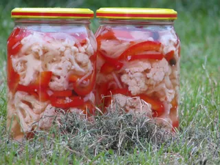 Kalafior z cebulą i papryką - 12