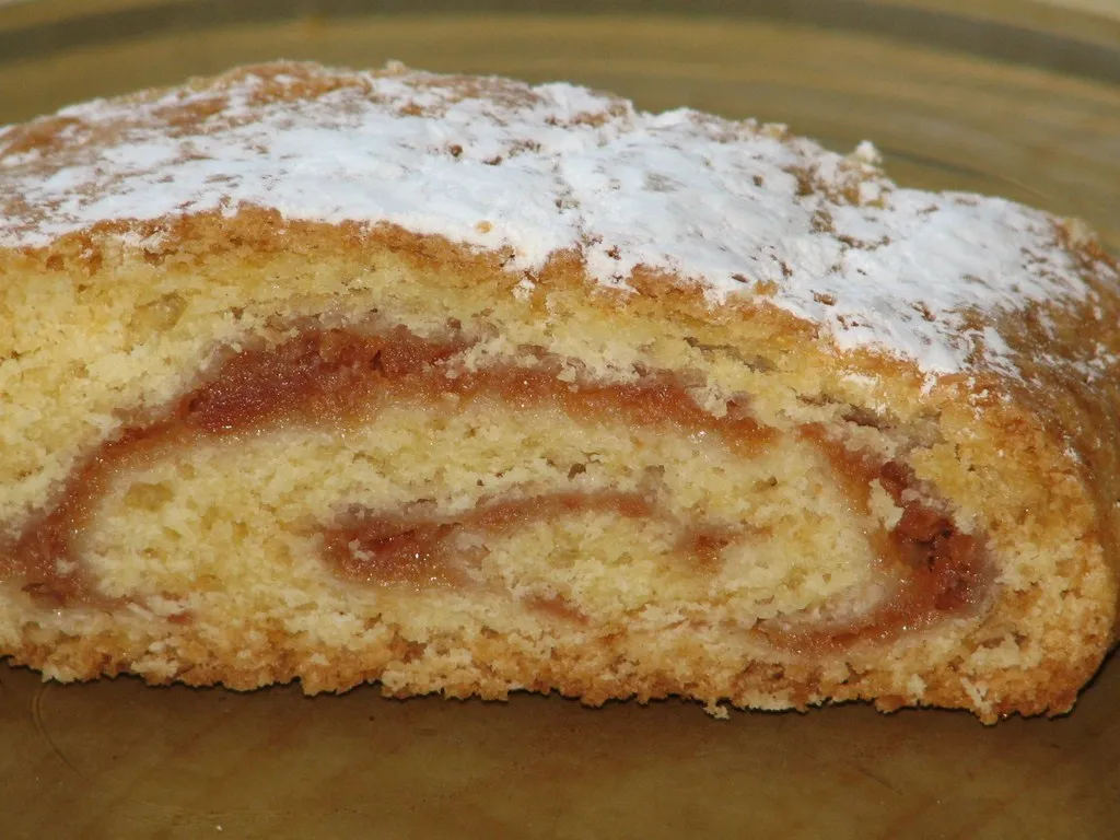 Ciasto na jesień czyli krucha rolada z dżemem