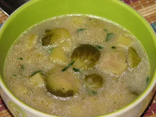 Zupa ziemniaczana z brukselką - 1