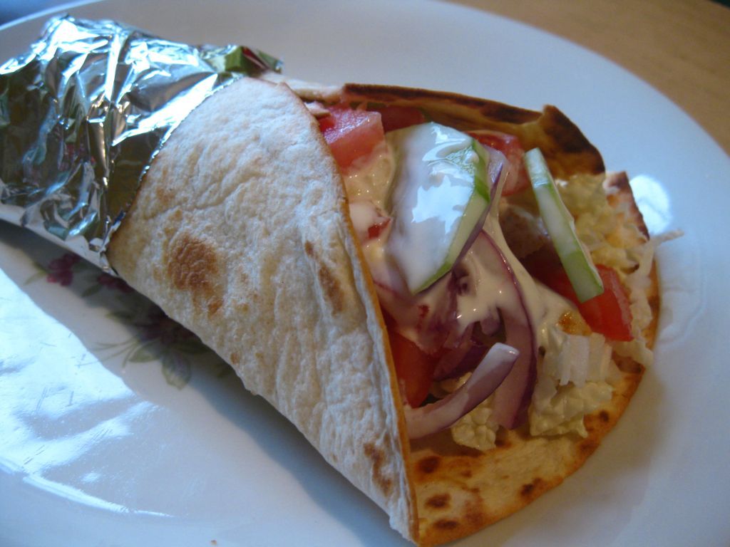 Tortilla z kurczakiem i warzywami