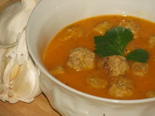 Zupa pomidorowa krem z czosnkowymi pulpecikami - 2