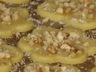Kruche ciasteczka w orzechowej posypce - 11