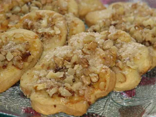 Kruche ciasteczka w orzechowej posypce - 3