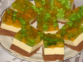 Biszkopt z masą piankową w galaretce - 7