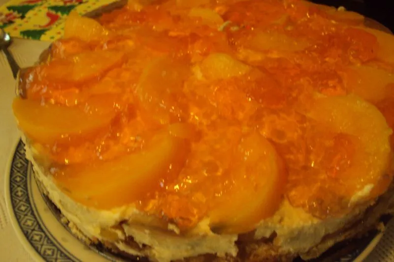 Ciasto brzoskwiniowe z delicjami