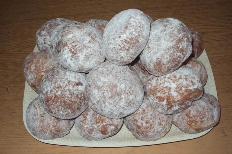 Świąteczne pączusie z makiem