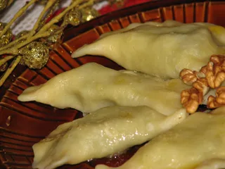 Pierogi z makiem i bakaliami - 27