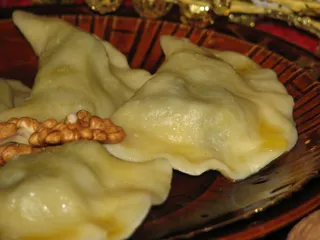 Pierogi z makiem i bakaliami - 4