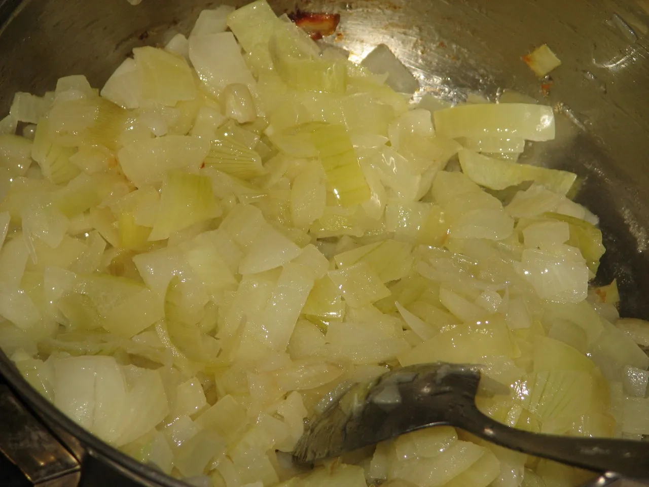Kurczak w paprykowo-cebulowym sosie