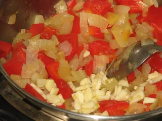 Kurczak w paprykowo-cebulowym sosie - 5