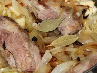Żeberka w kiszonej kapuście - 10