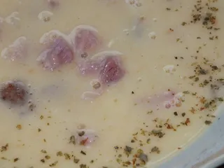 Rozgrzewająca zupa krem z serkami topionymi - 3