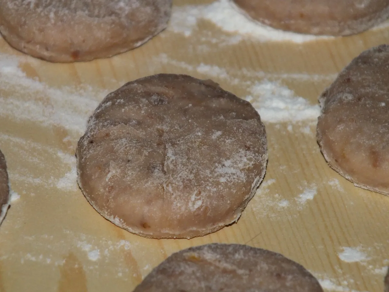 Orzechowe pączki