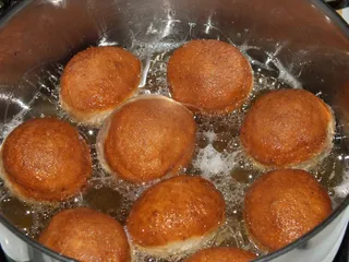 Orzechowe pączki - 17