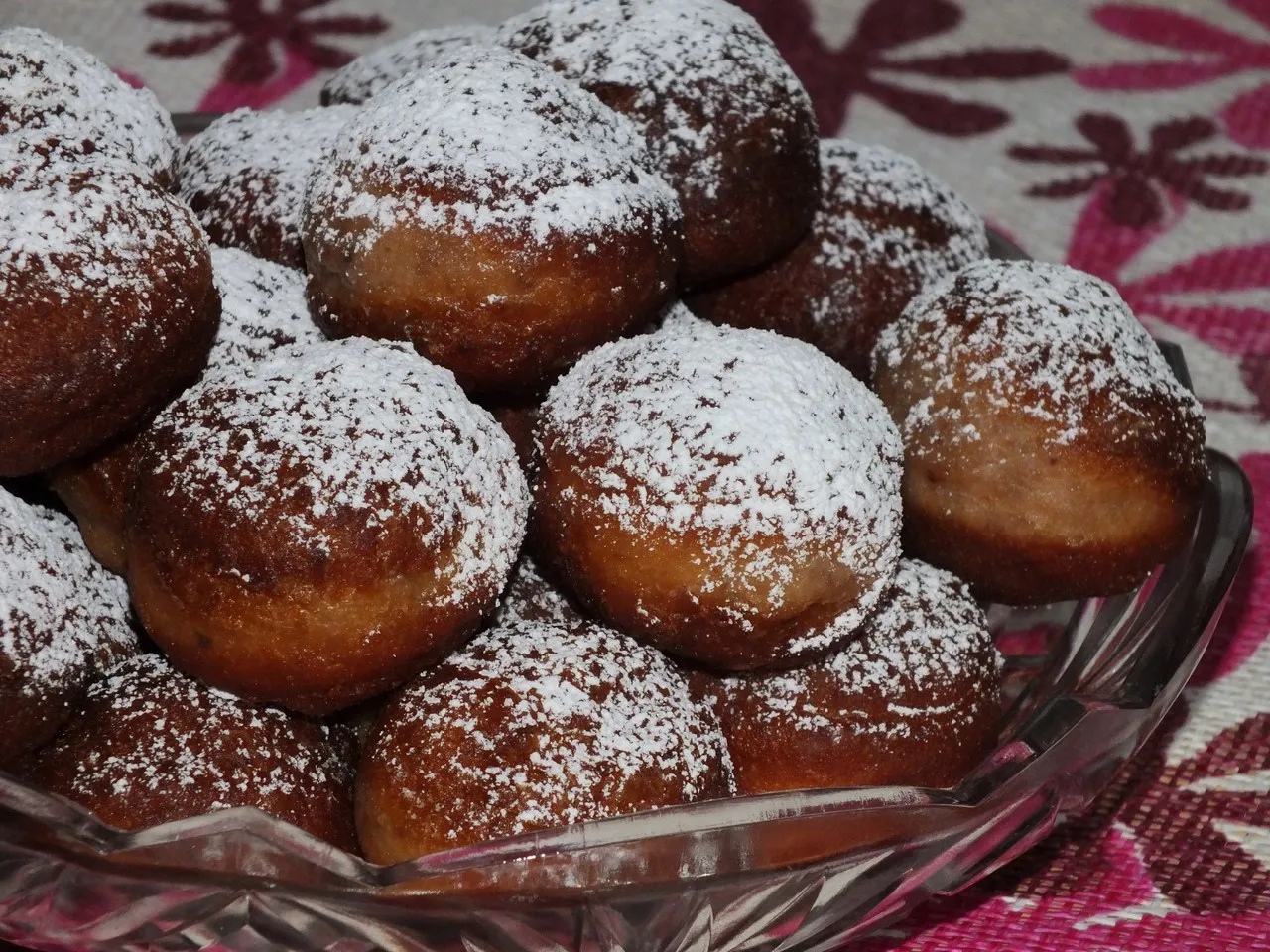 Orzechowe pączki