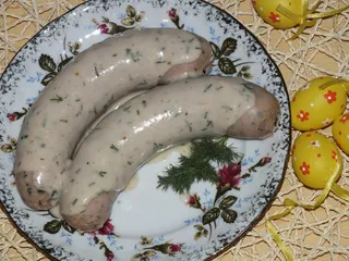 Biała kiełbasa w sosie chrzanowo-śmietanowym - 2