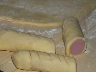 Parówki w kruchym cieście - 8