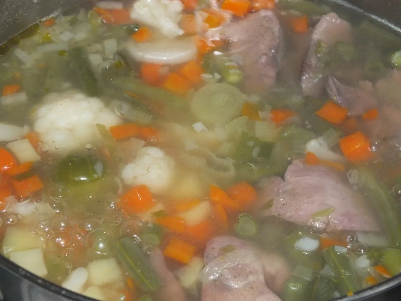 Zupa jarzynowa z wątróbką
