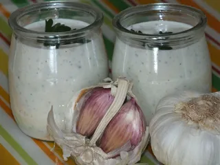 Gęsty sos czosnkowy - 11