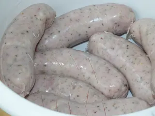 Biała kiełbasa w piwie - 5