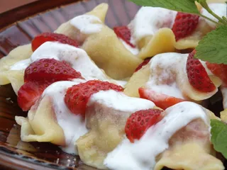Pierogi z truskawkami - 16