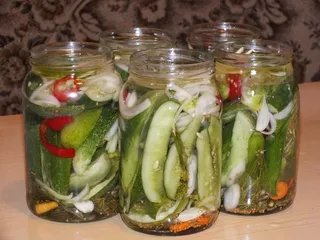Ogórki na ostro z papryką chilli - 17