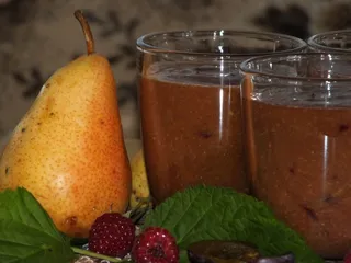 Gruszkowo-śliwkowe smoothie
