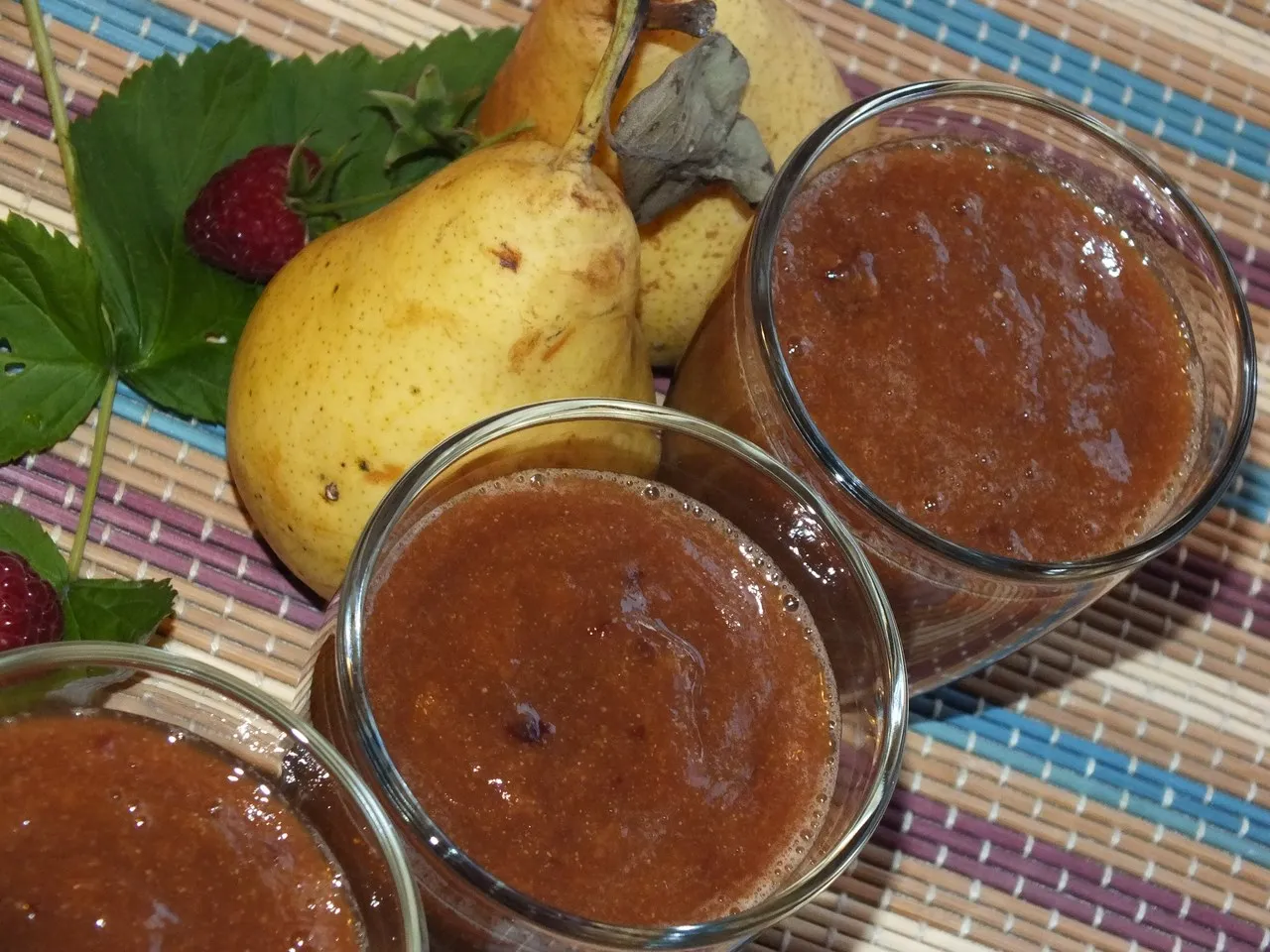 Gruszkowo-śliwkowe smoothie
