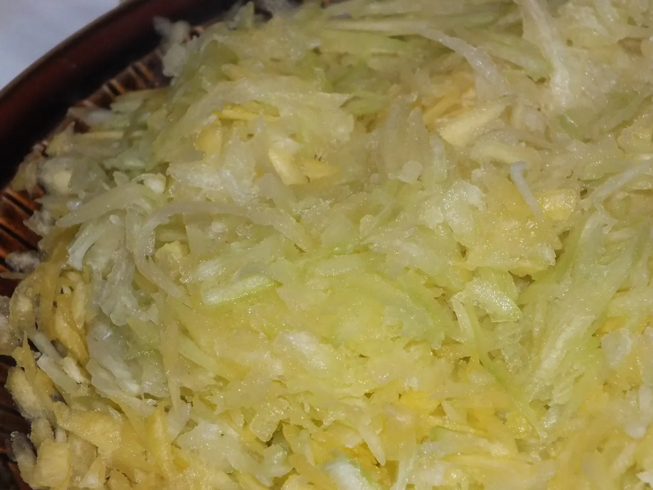 Szybkie ciasto z cukinii i czekolady