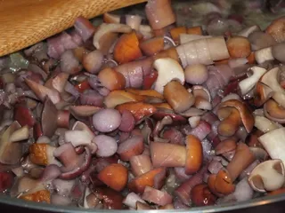 Placki z leśnymi grzybkami - 8