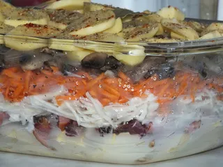 Zapiekanka ziemniaczana z marchewką i pieczarkami - 12