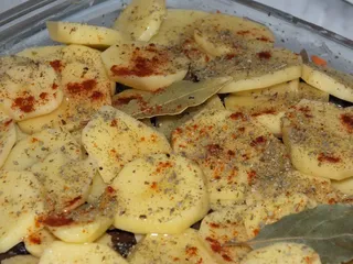 Zapiekanka ziemniaczana z marchewką i pieczarkami - 10