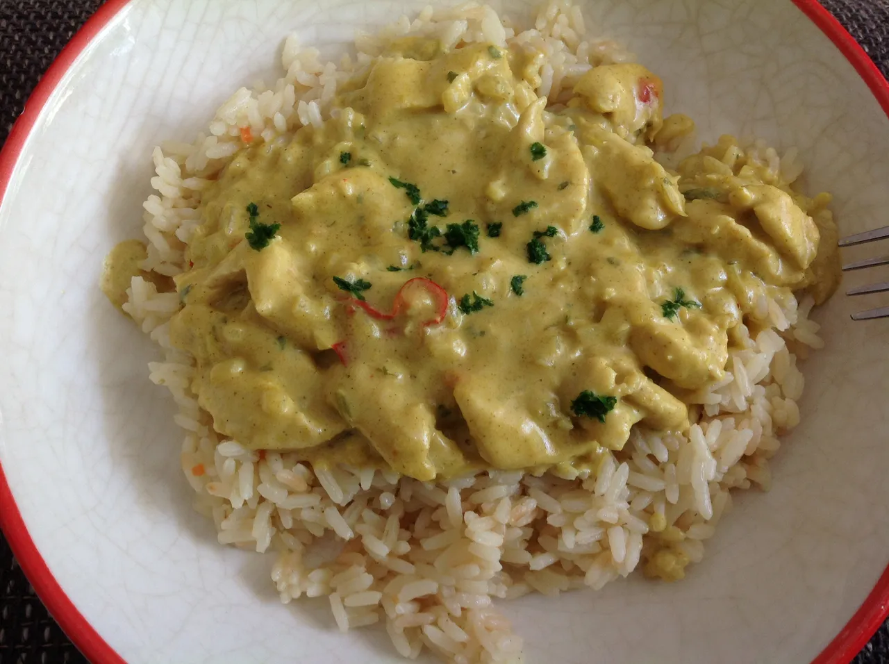 Pierś z kurczaka w sosie curry