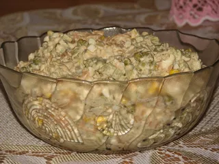 Kolorowa sałatka z tuńczykiem - 6