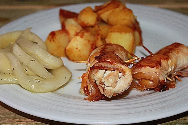 Pyszne drobiowe roladki z szynką parmeńską