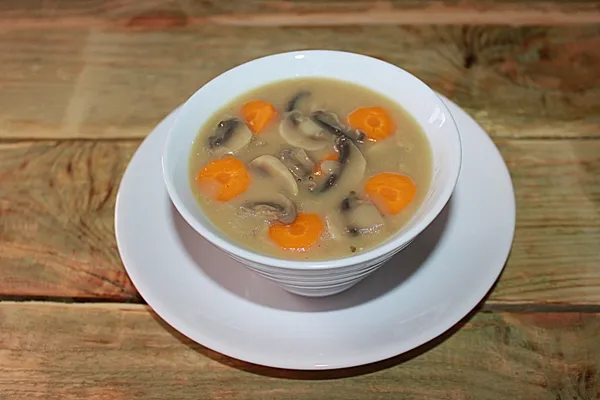 Zupa pieczarkowa
