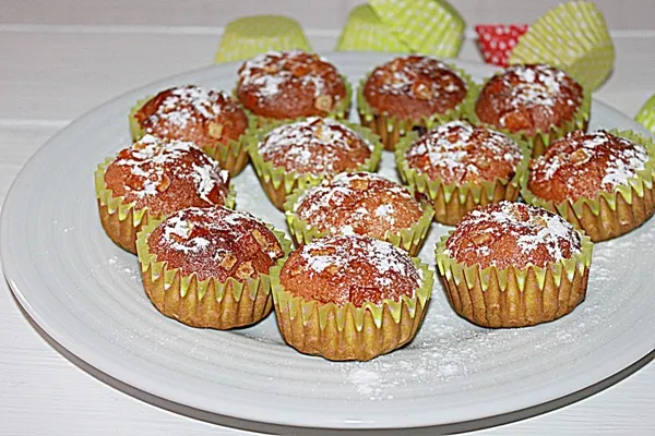 Muffiny śmietankowe ze skórką kandyzowaną pomarańczową