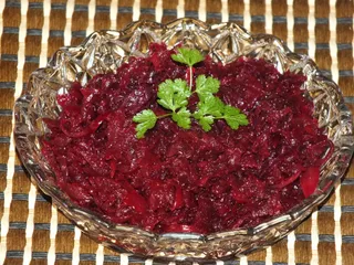 Buraczki zasmażane z jabłkiem i cebulką - 12