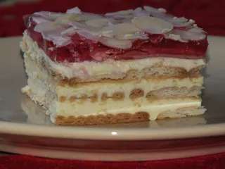 Warstwowy budyniowiec bez pieczenia
