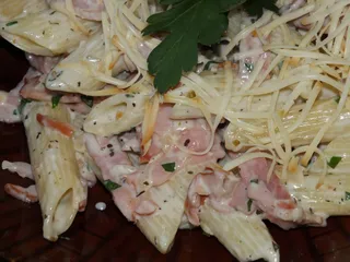Penne z szynką w śmietankowym sosie - 3