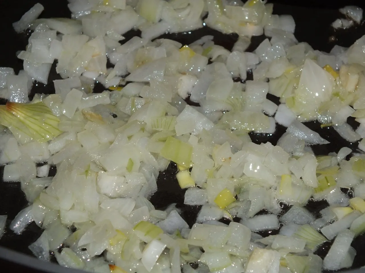 Penne z szynką w śmietankowym sosie