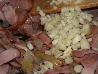 Penne z szynką w śmietankowym sosie - 7