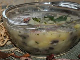 Zupa ziemniaczana z suszonymi grzybami - 2