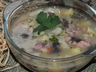 Zupa ziemniaczana z suszonymi grzybami - 13