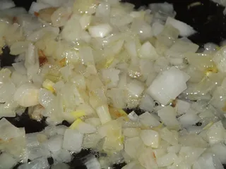 Zupa ziemniaczana z suszonymi grzybami - 6
